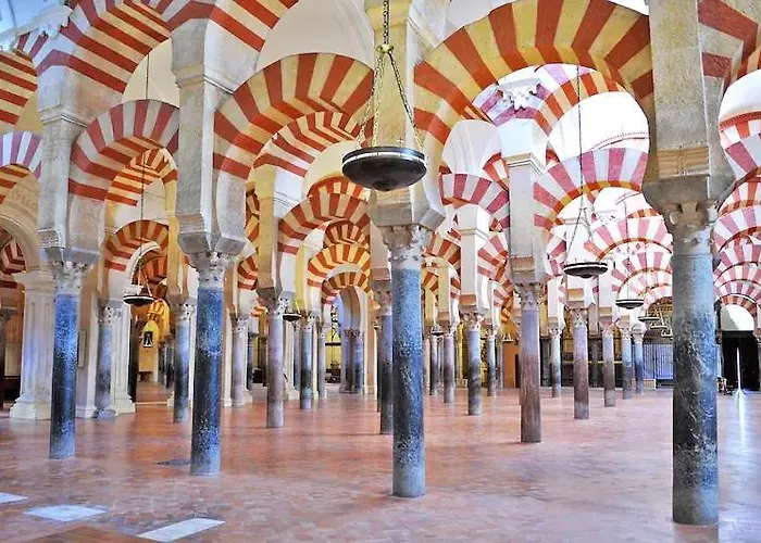 El Patio De Lindo